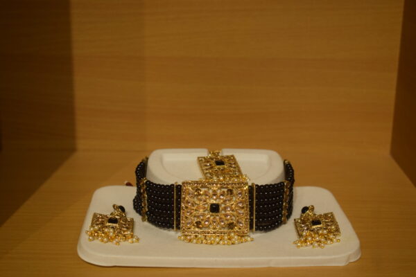 Rajputi Chokar Set in Black Golden
